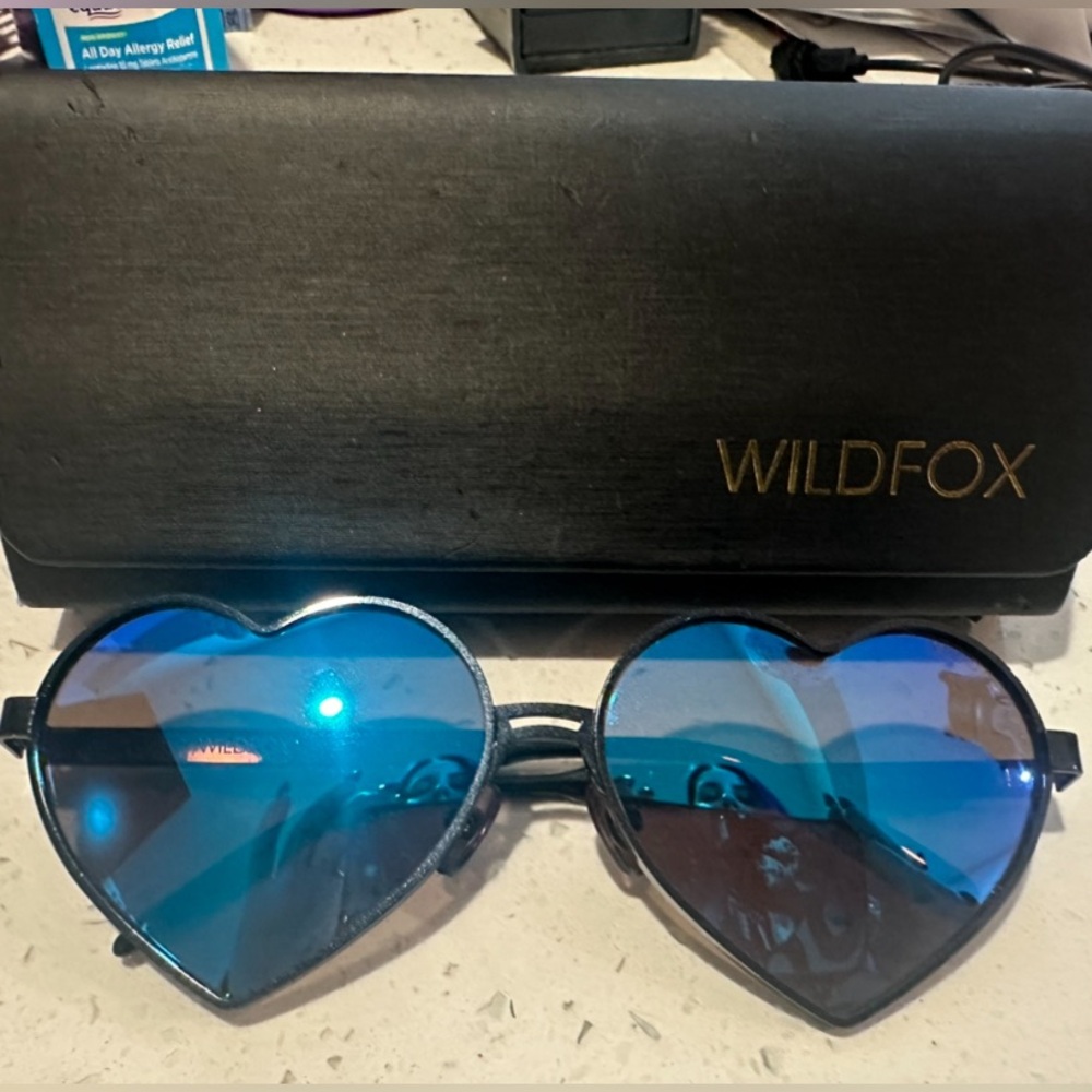 Wildfox Lolita Heart Shaped sunglasses RARE w/ case